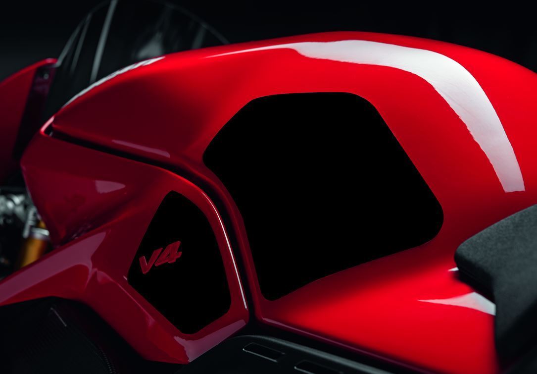 Ducati Performance Tank Grip for Ducati Streetfighter V4